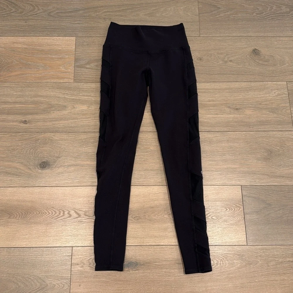 ALO Yoga excellent preowned